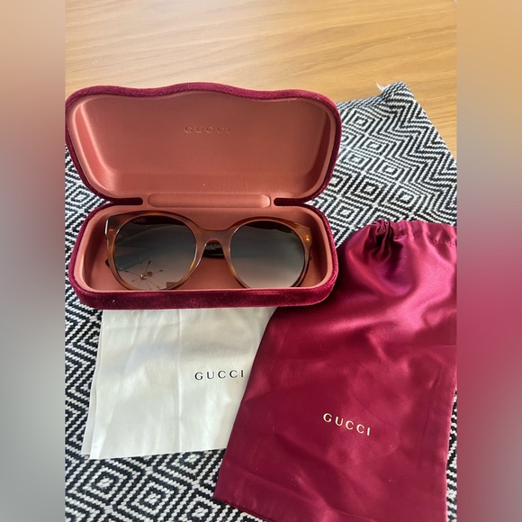 Gucci Brown Sunglasses - Picture 1 of 12